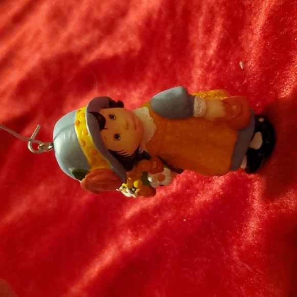 1998 "Bouquet of Memories" Hallmark Keepsake Holiday Ornament - Picture 5 of 13